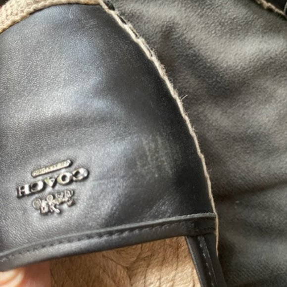 Coach Espadrilles shoes. Says sz 37 but fit more like 38-sz 7. Sadly too big - Picture 4 of 4